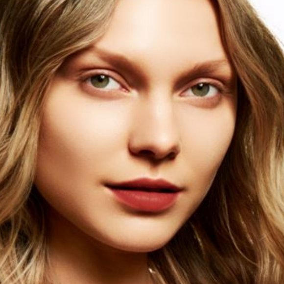 MAC DEVOTED TO CHILI 916 Lipstick NIB Powder Kiss - Picture 5 of 7